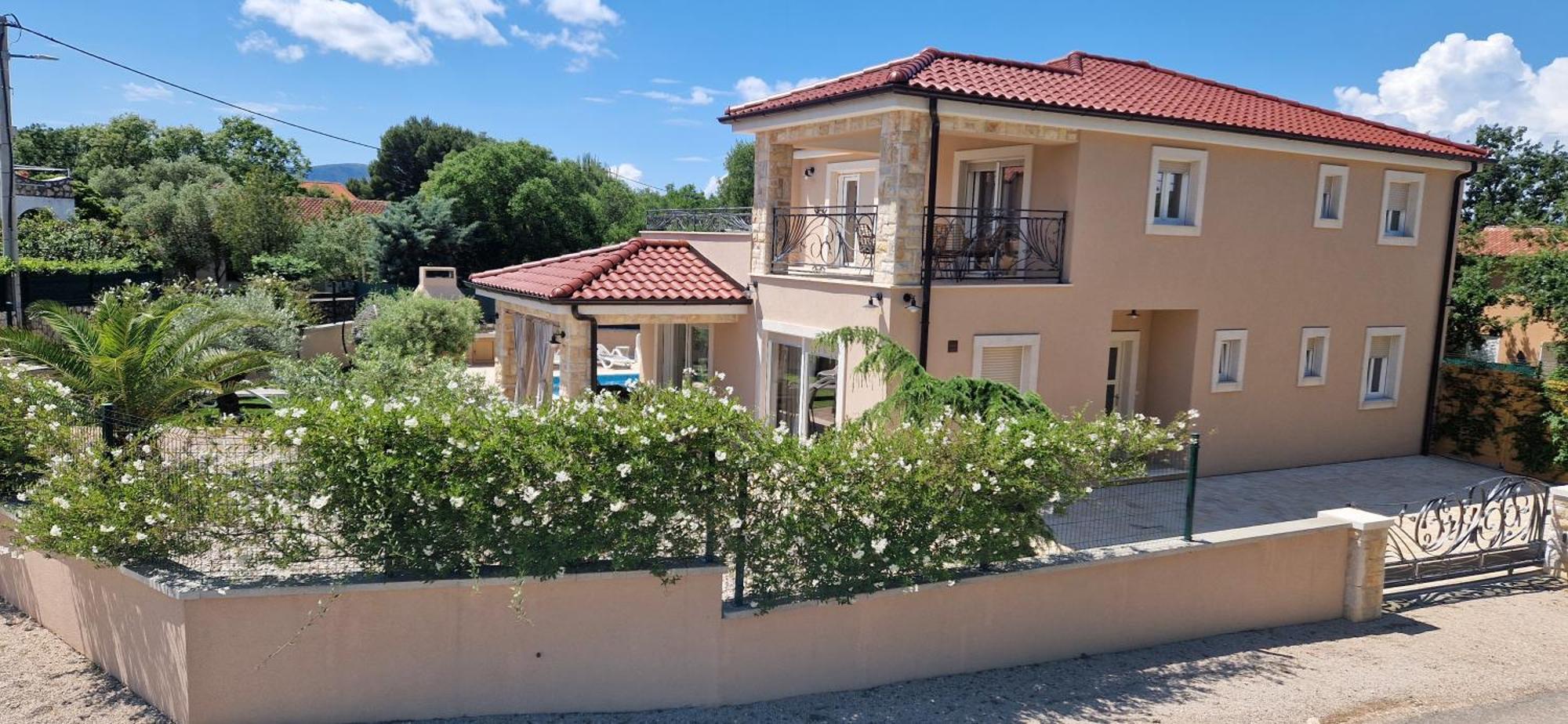 Villa Lukas&Ana S Bazenom,Djecjim Igralistem Pinezici  Exterior photo