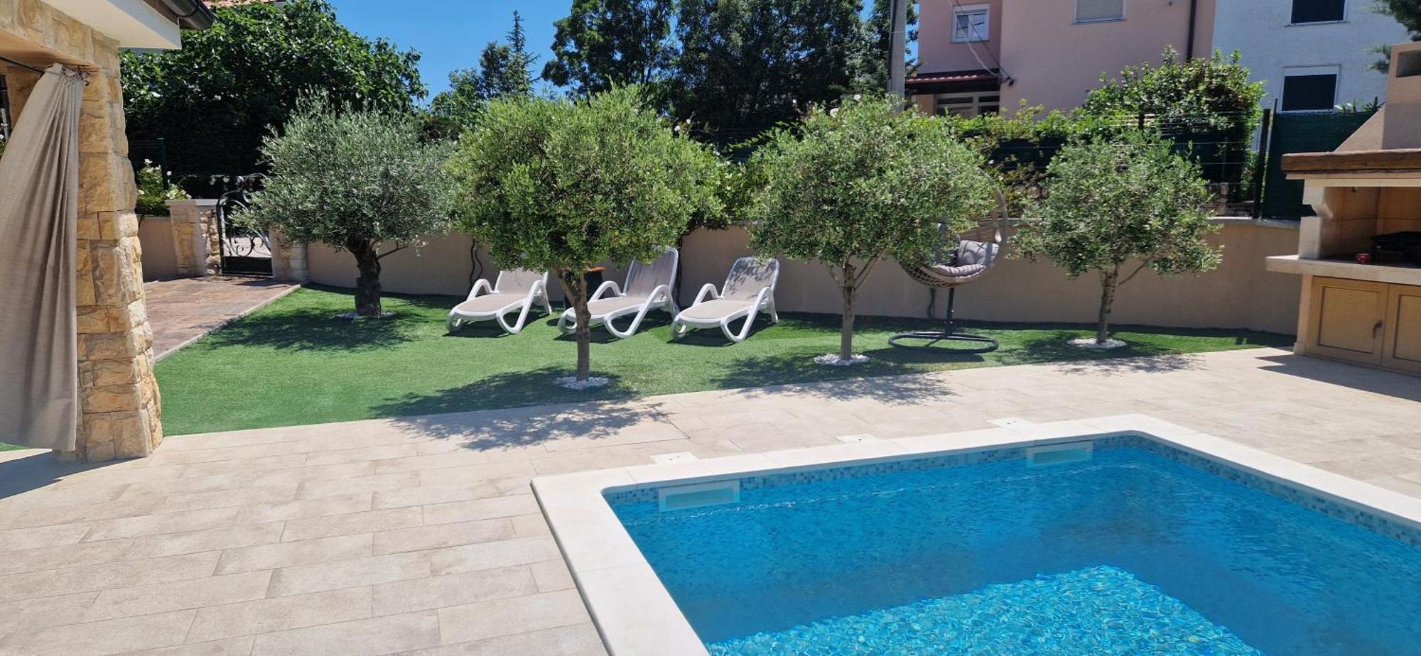 Villa Lukas&Ana S Bazenom,Djecjim Igralistem Pinezici  Exterior photo
