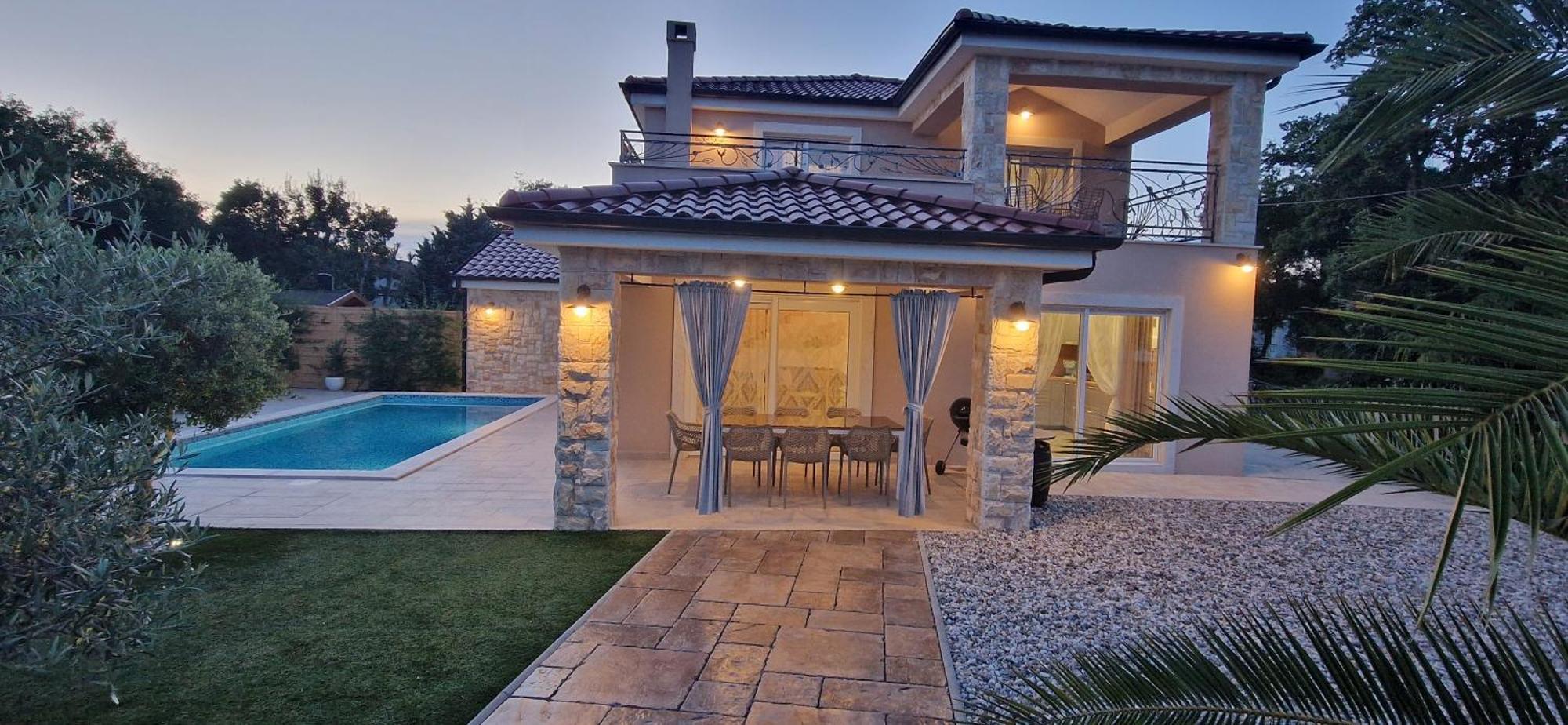 Villa Lukas&Ana S Bazenom,Djecjim Igralistem Pinezici  Exterior photo